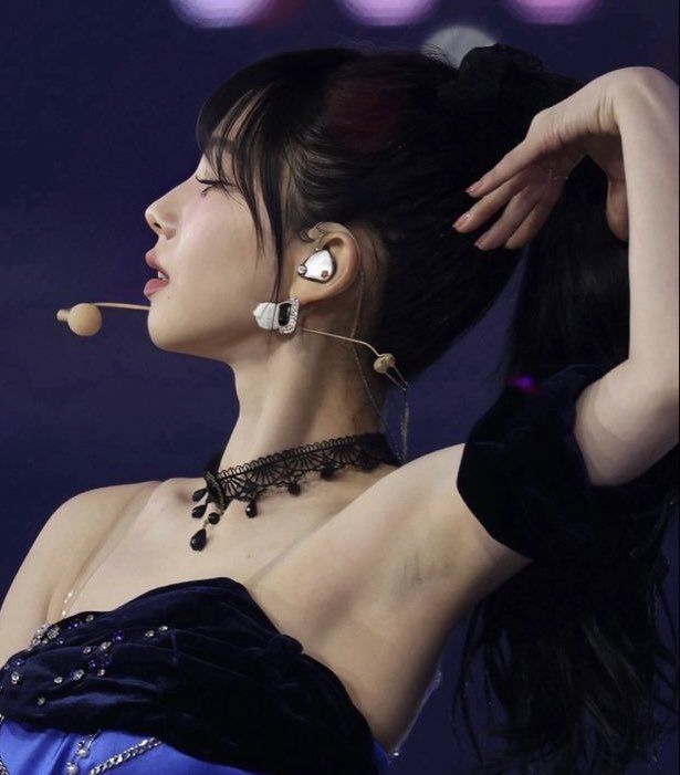 윈터 카리나_119655_2.jpeg