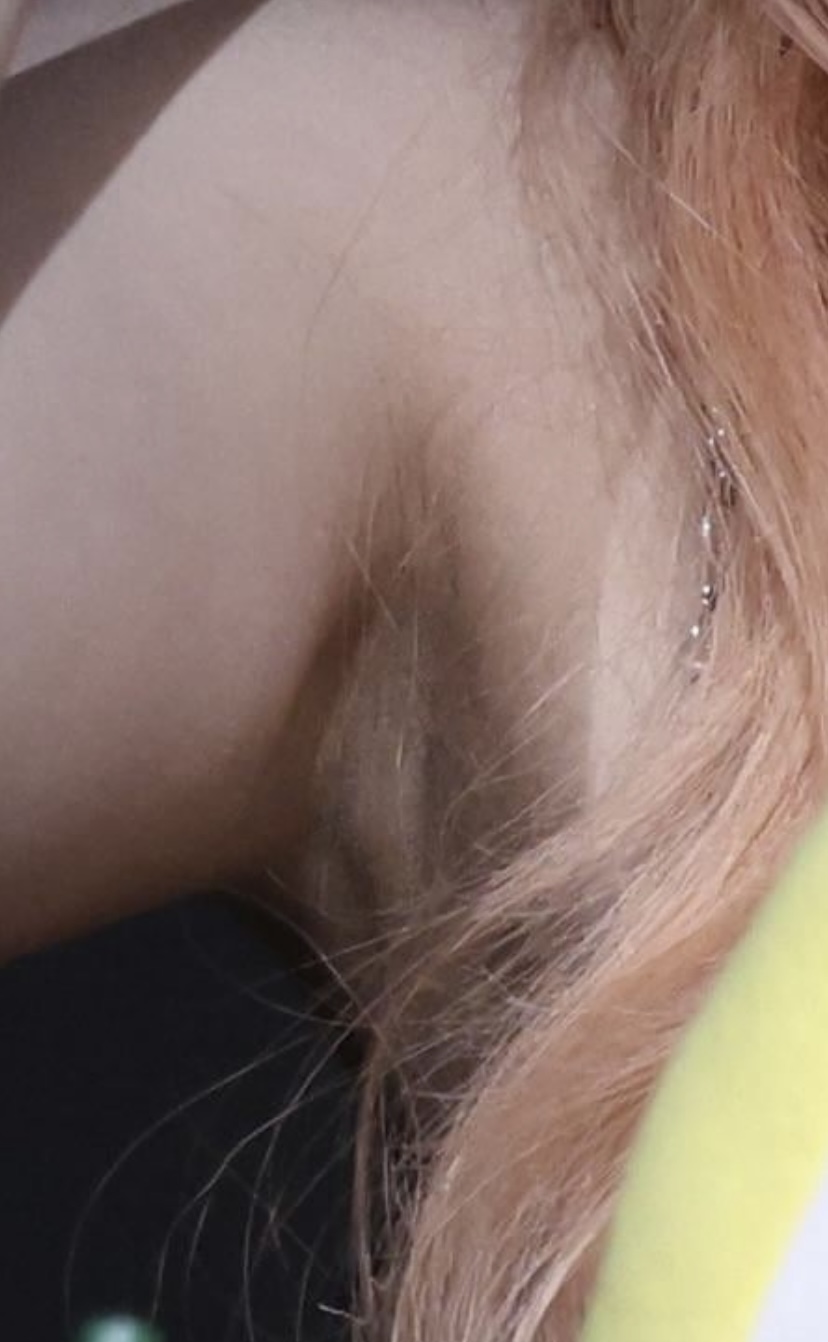 리즈 확대샷_116122_1.jpeg