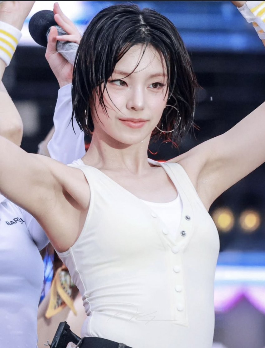 예지 유나_119446_4.jpeg