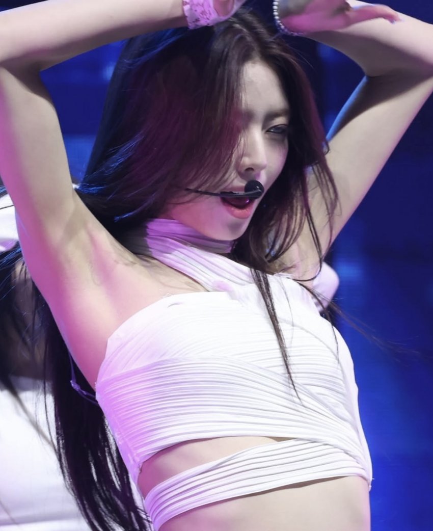 예지 유나_119446_2.jpeg