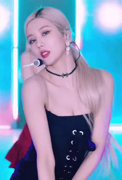 1652102077 (2).gif