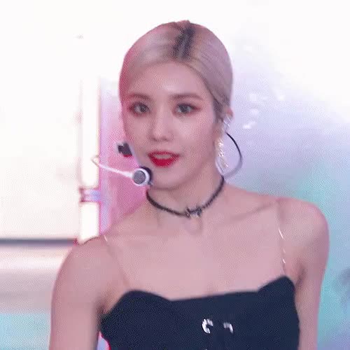 1652102083 (2).gif