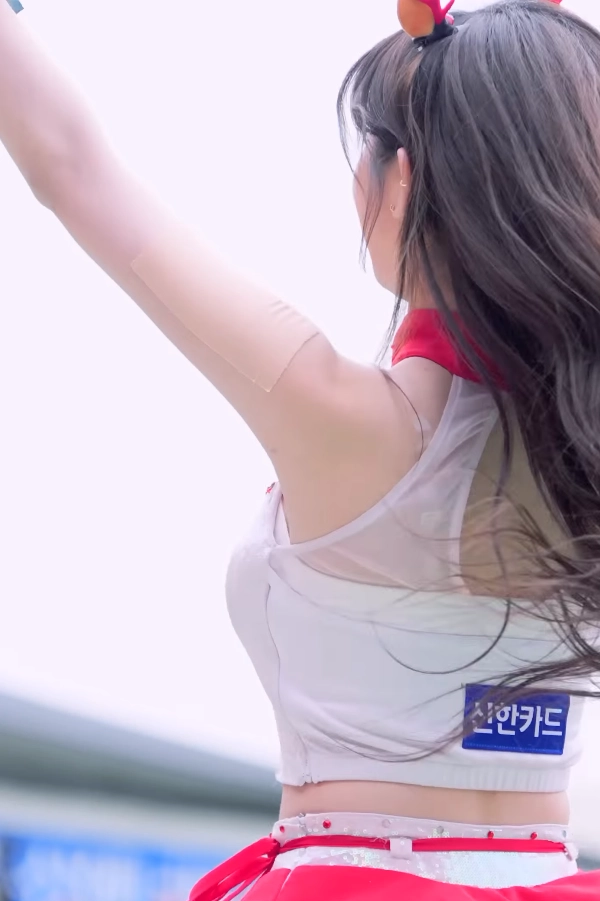 치어리더 이주은 5장.webp_116097_5.webp
