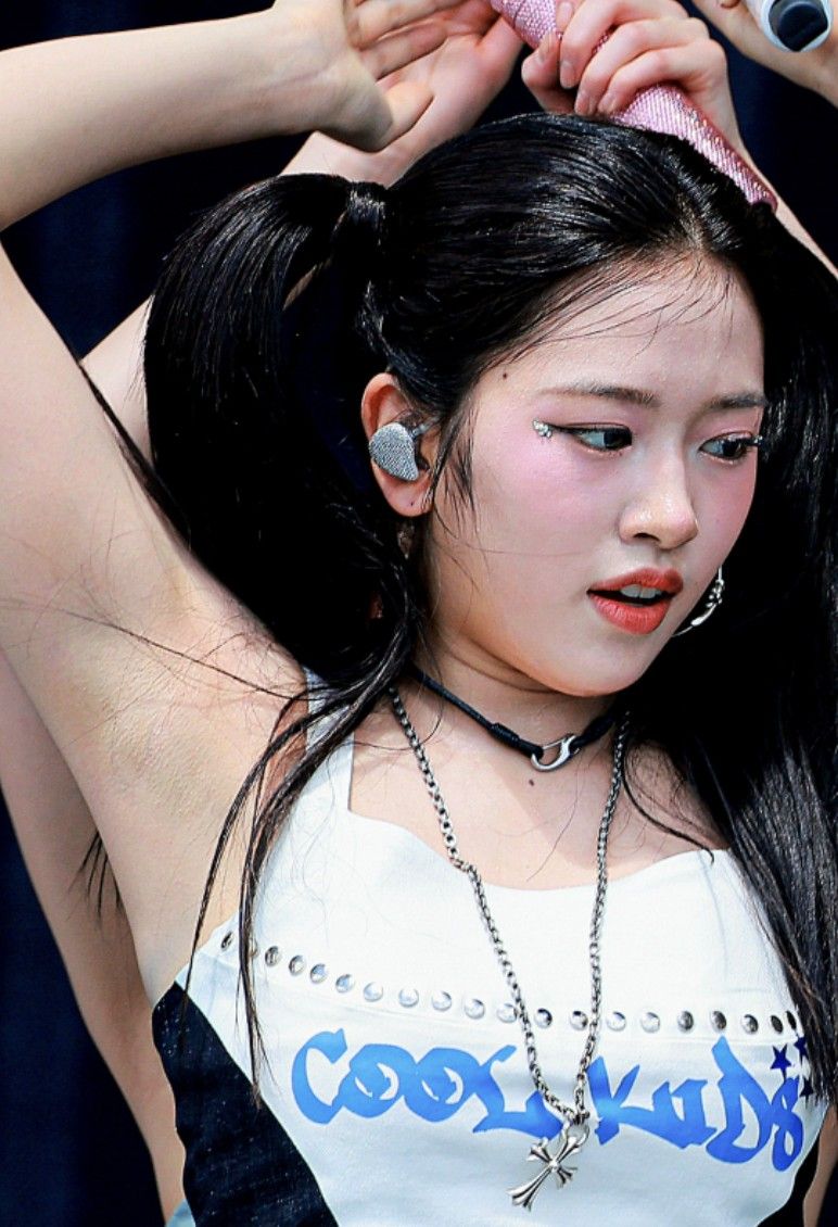 안유진 장원영 샤프심 고화질._116717_1.jpg