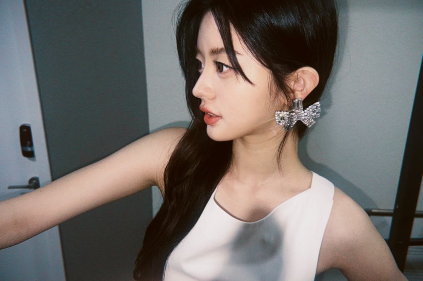 아일릿 민주 은근슬겨_116718_2.jpg