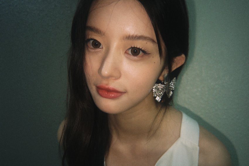 아일릿 민주 은근슬겨_116718_3.jpg
