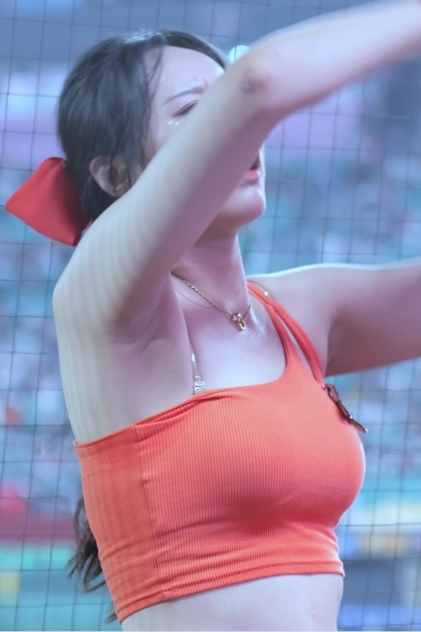 치어리더가 젤 좋다 걍_118148_1.webp