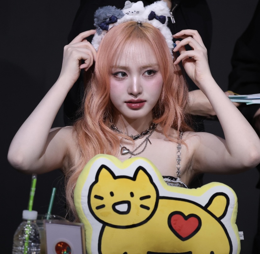 아이브 리즈 확대샷_116741_1.jpeg