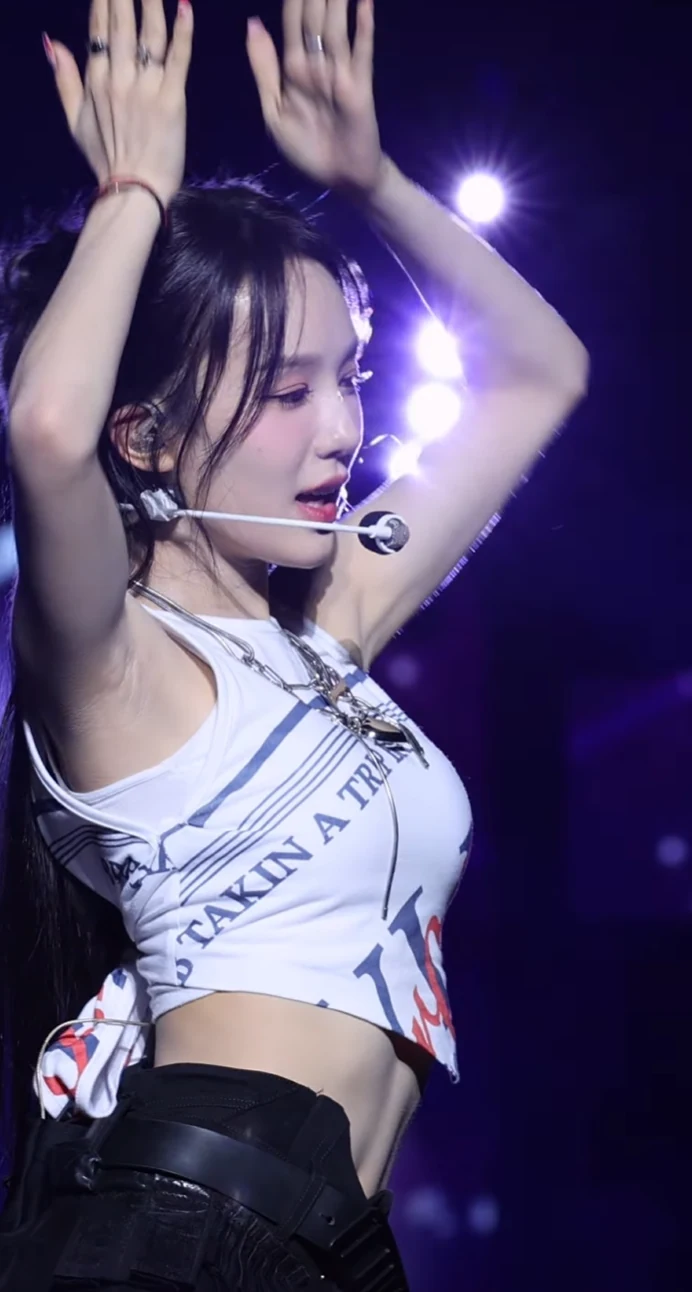 이즈나 유사랑_117135_3.webp