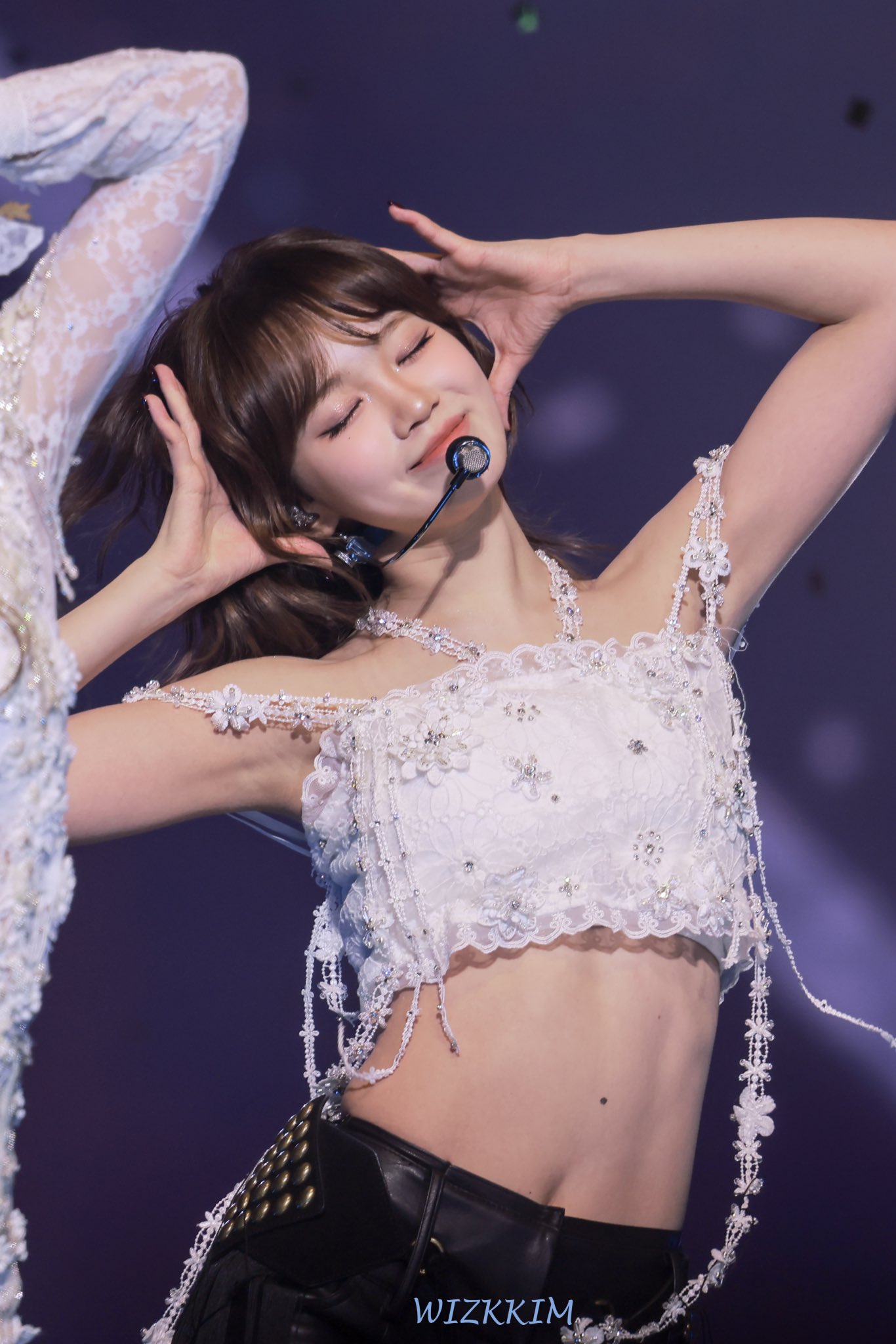 김채원 5장_115697_4.jpg