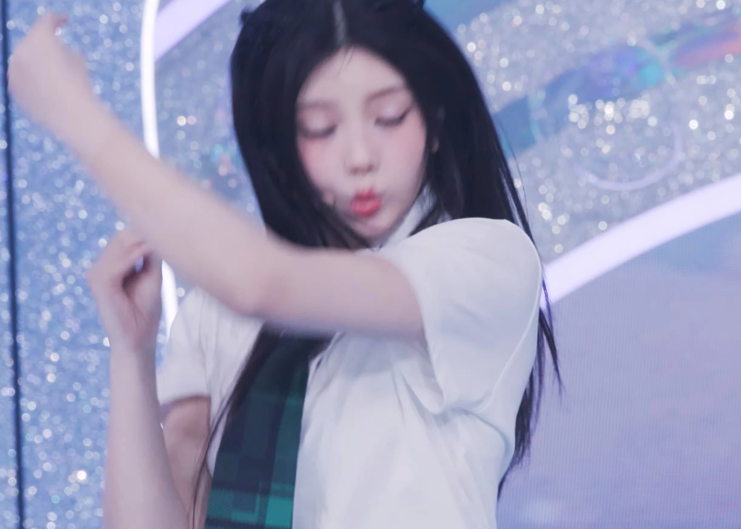 원희.webp_117698_6.webp