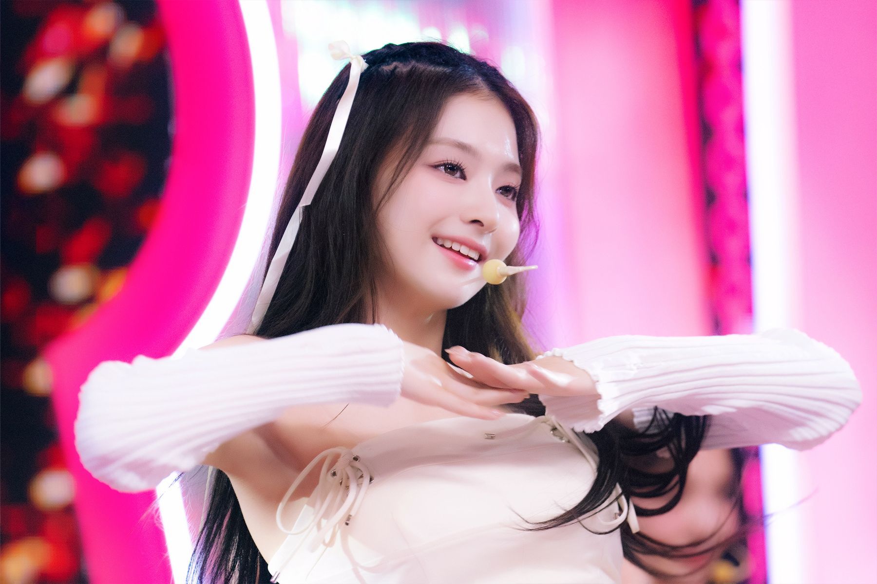 649bec52779bd74187538a3b-p.jpg