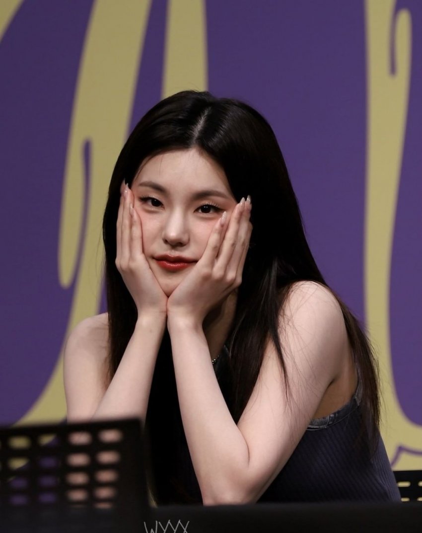 안 보면 후회하는 ITZY 예지 역대급 겨ㄷㄷㄷㄷㄷㄷㄷㄷ17.jpeg