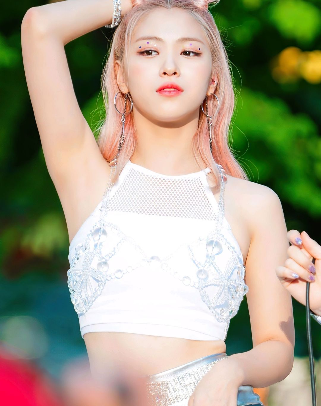 kpop_armpit_hq_20230315_164625_5.jpg