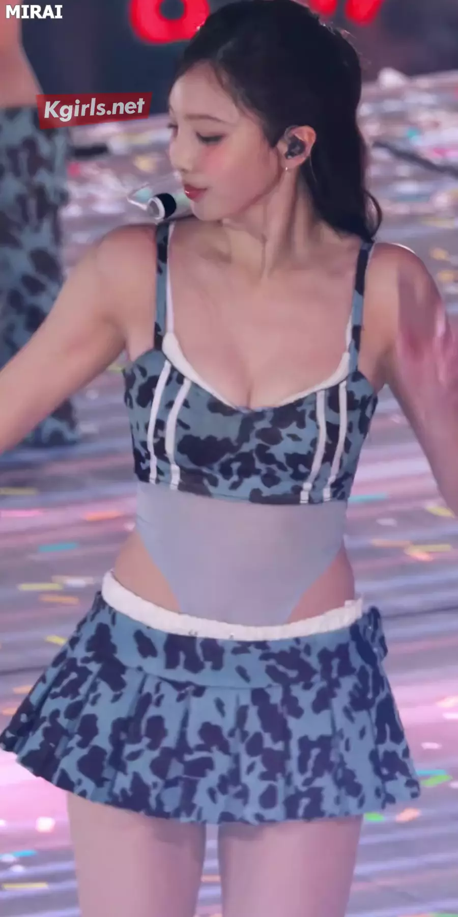 트와이스 나연 겨드랑이_118980_1.webp