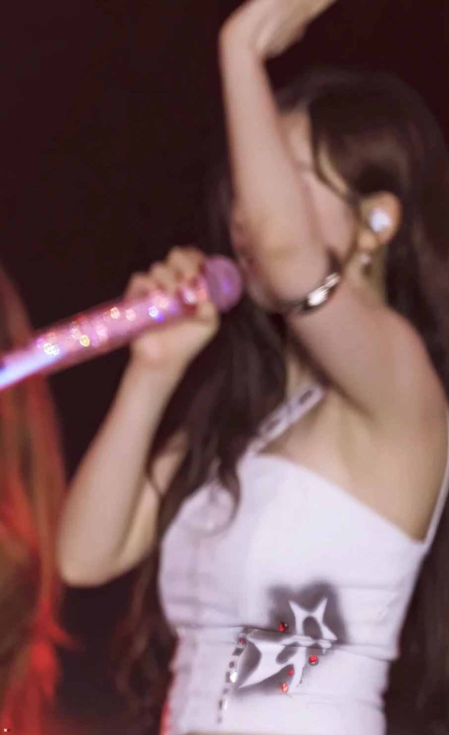 카리나 9장.webp_116455_4.webp