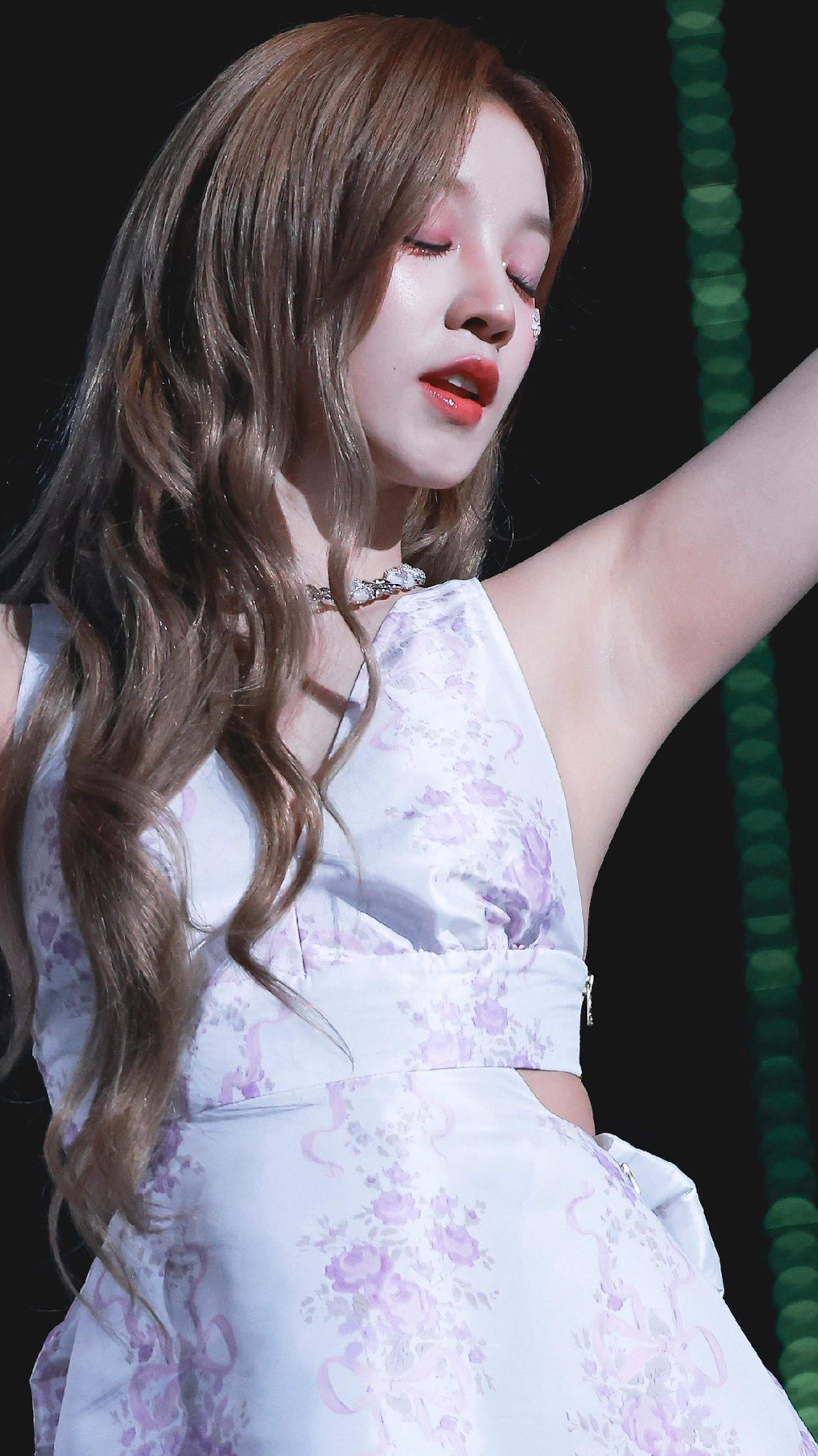 슈화,우기_115663_1.jpeg
