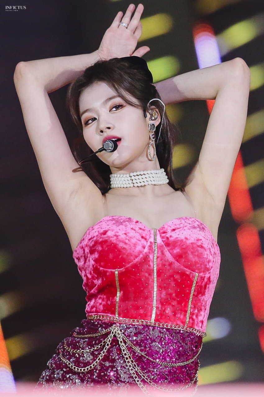 사나 리즈시절 페로몬_115846_3.jpg