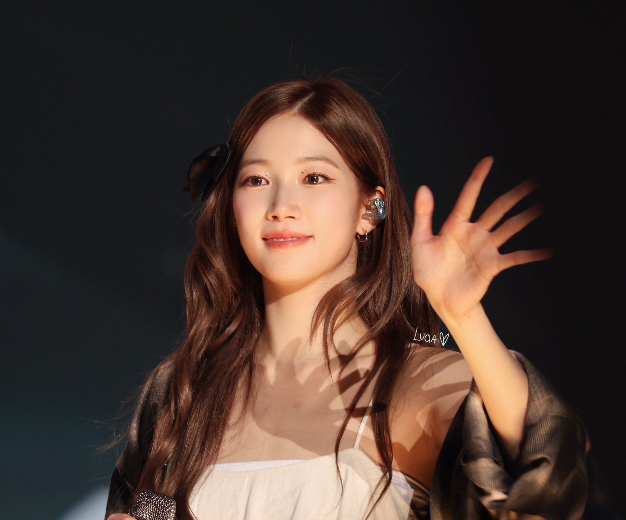 르세라핌 카즈하_117016_2.jpg