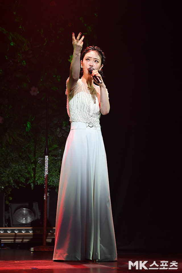 김히어라 시스루겨_117873_9.jpg