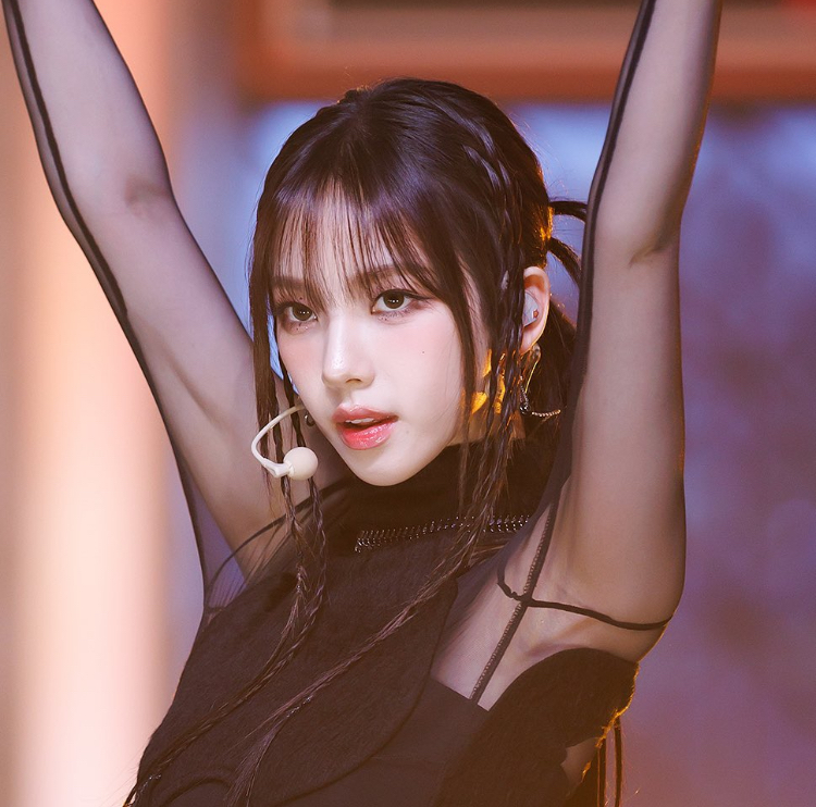 애국자 카리나_116788_1.jpg