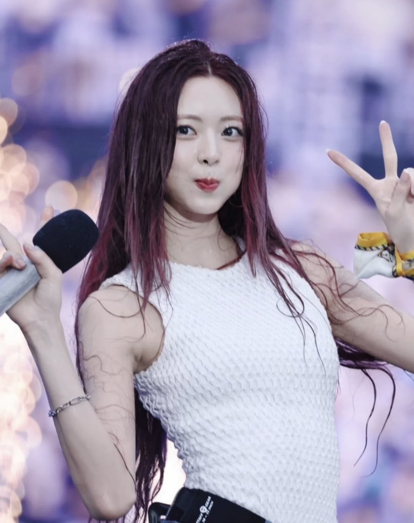유나_118470_2.jpeg