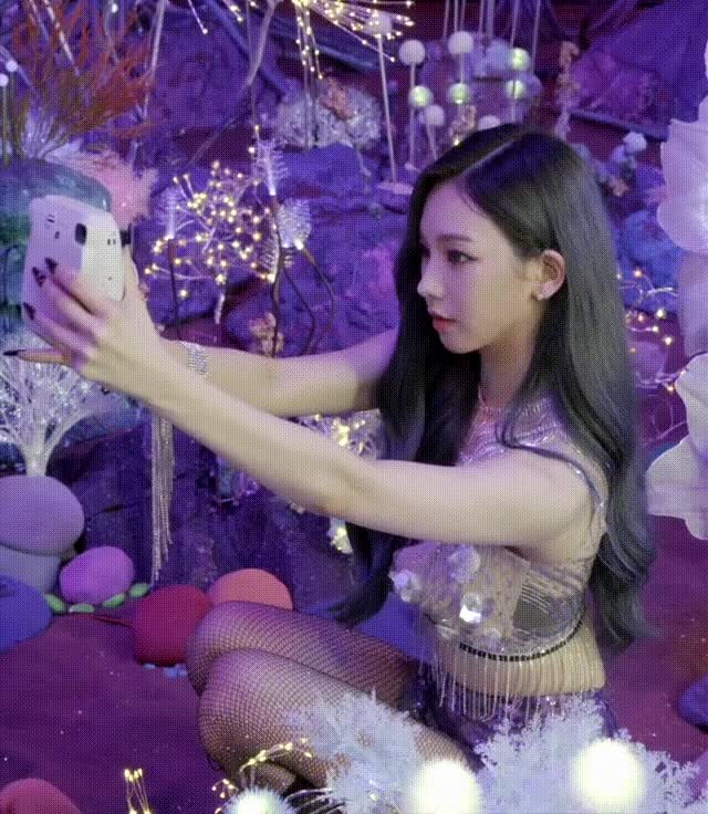 1650940400.gif