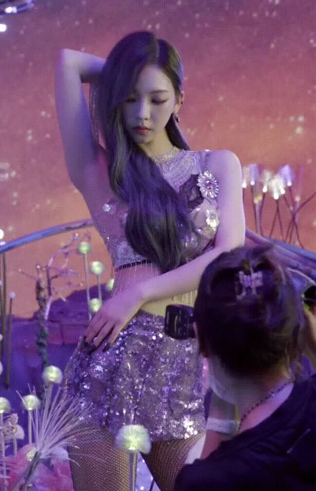 1650940399 (3).gif