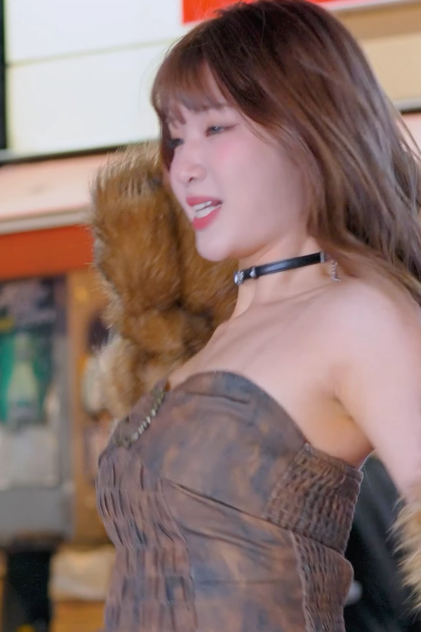 댄스팀 에이오엔원 가우 11장.webp_116747_2.webp
