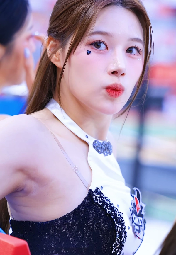 치어리더 겨꿀렁_117308_1.webp