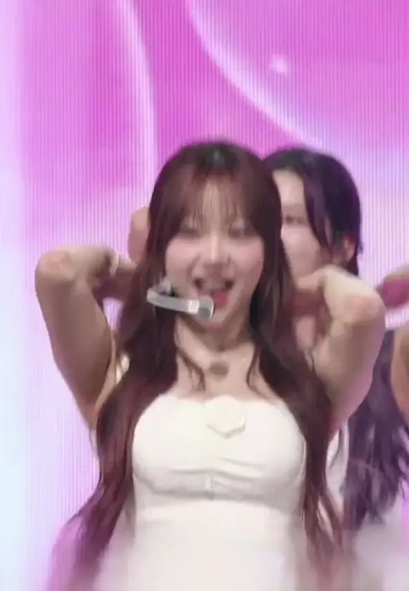 1718112529 (1).webp