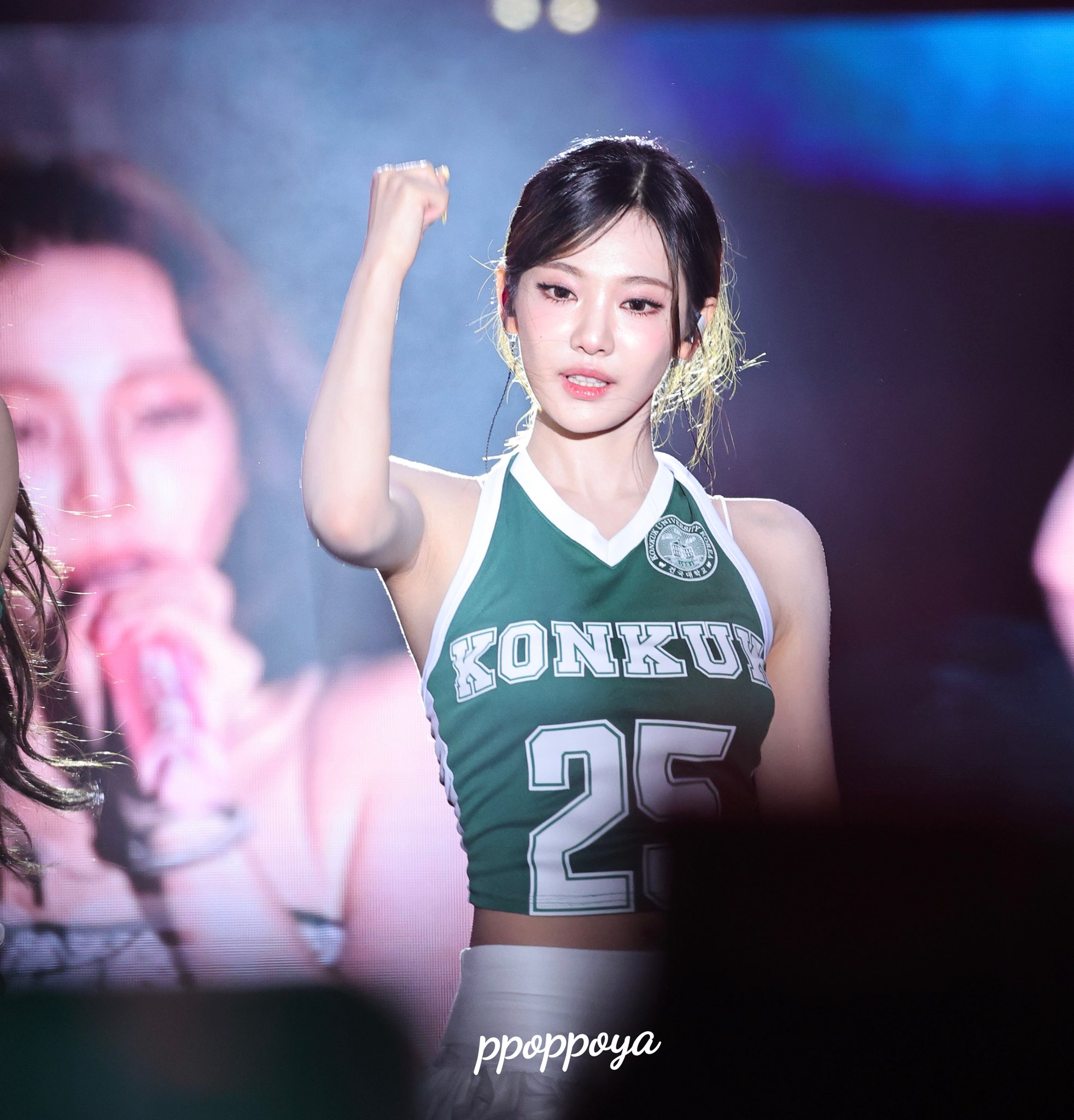 250521 카리나 지젤 닝닝_116556_3.jpg