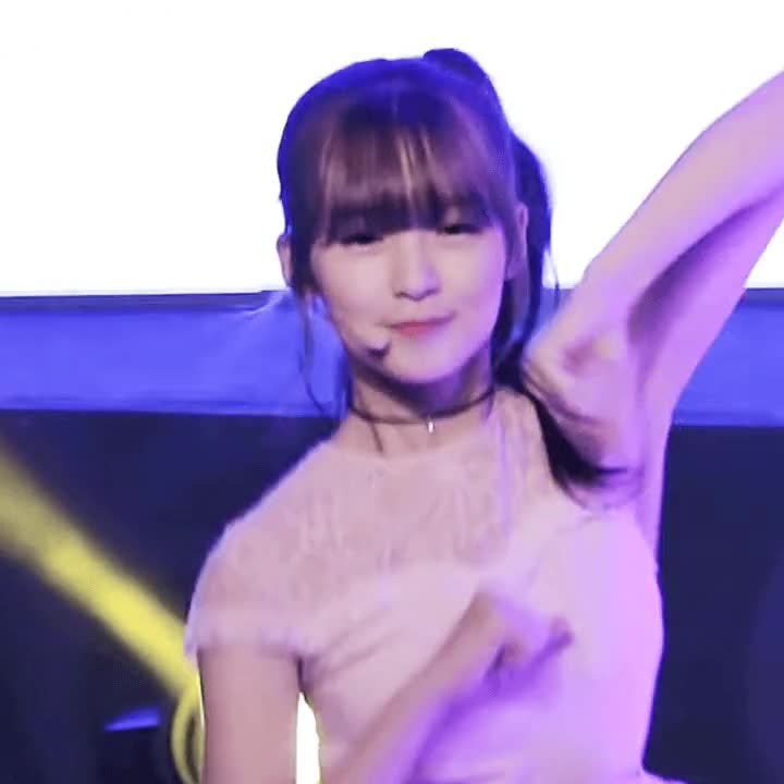 1650950456.gif