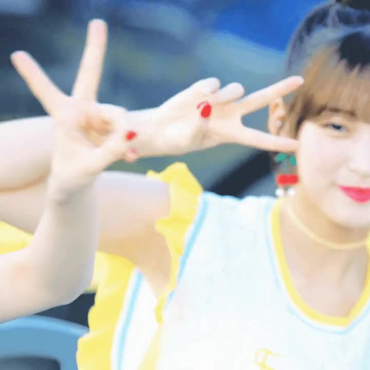 1650950460.gif