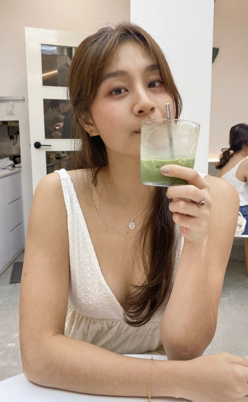 싱가폴녀_115848_1.jpeg