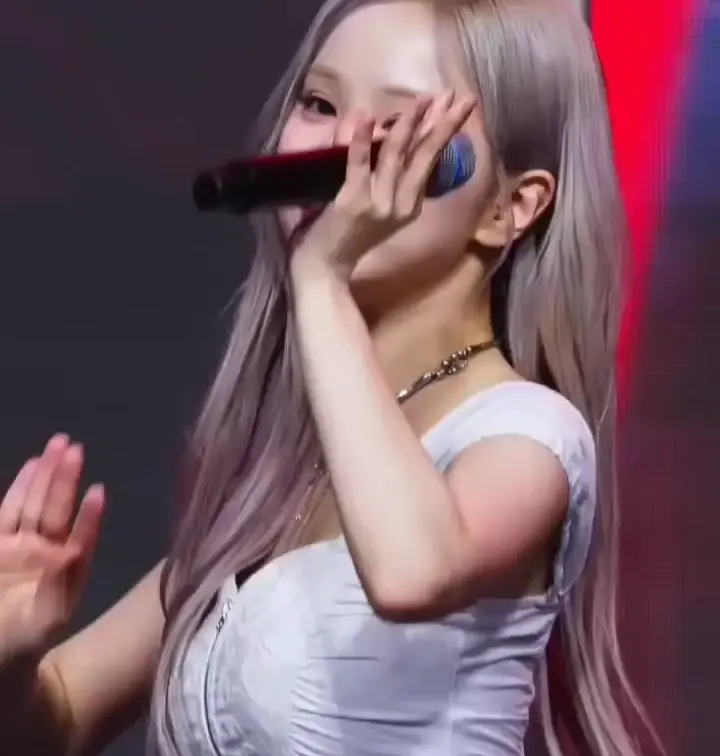 여자친구 비비지 은하 겨드랑이_116749_1.webp