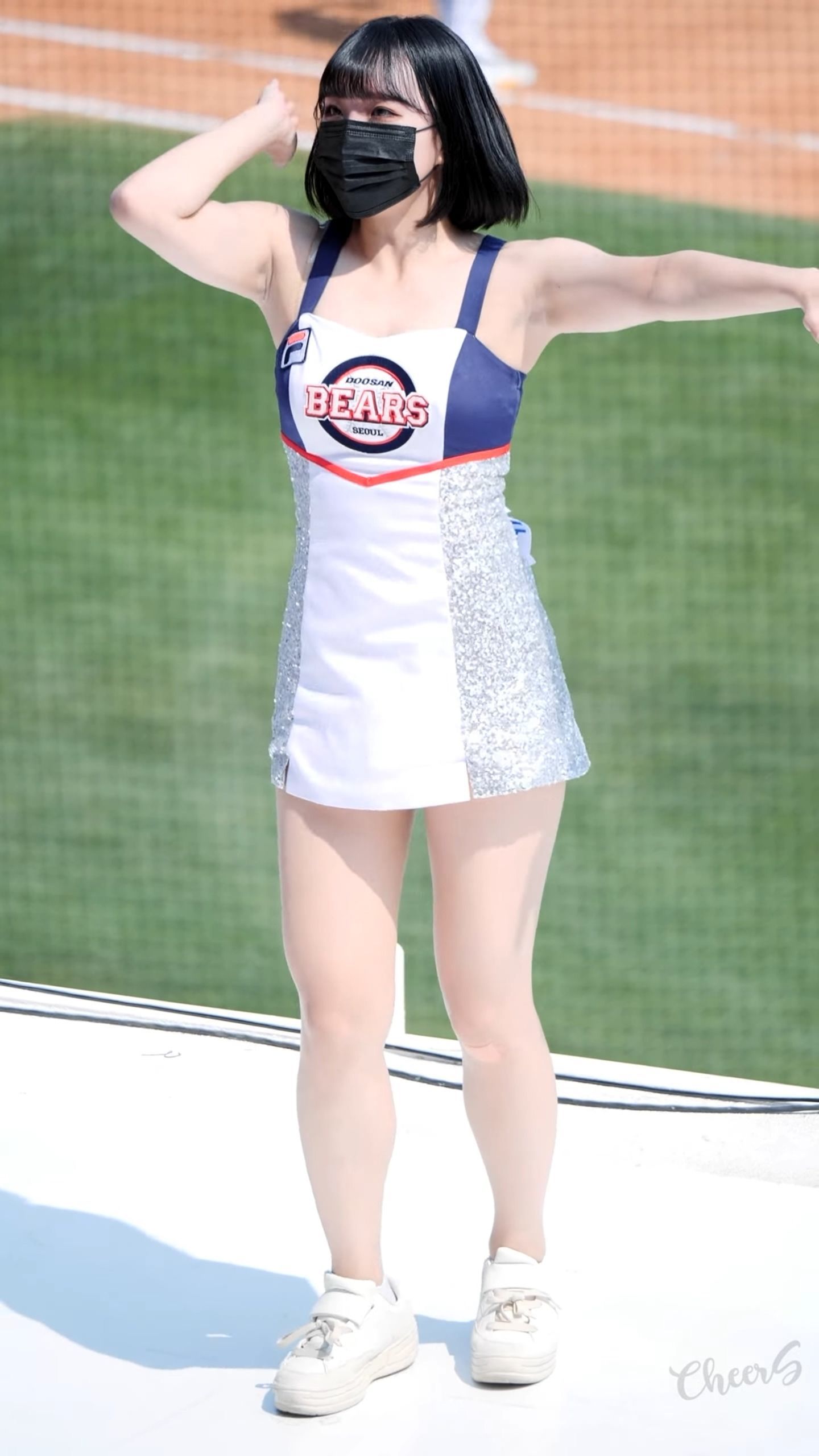 [4K] Savage 박성은 치어리더 직캠 Park Seongeun Cheerleader fancam 두산베어스 220521.mkv_20220525_110456.849.jpg