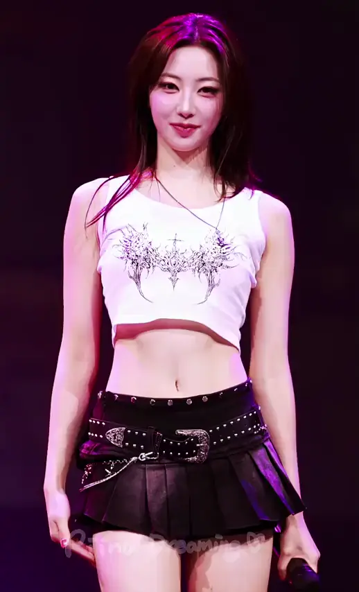 은근히 큰 하이키 리이나_117709_2.webp