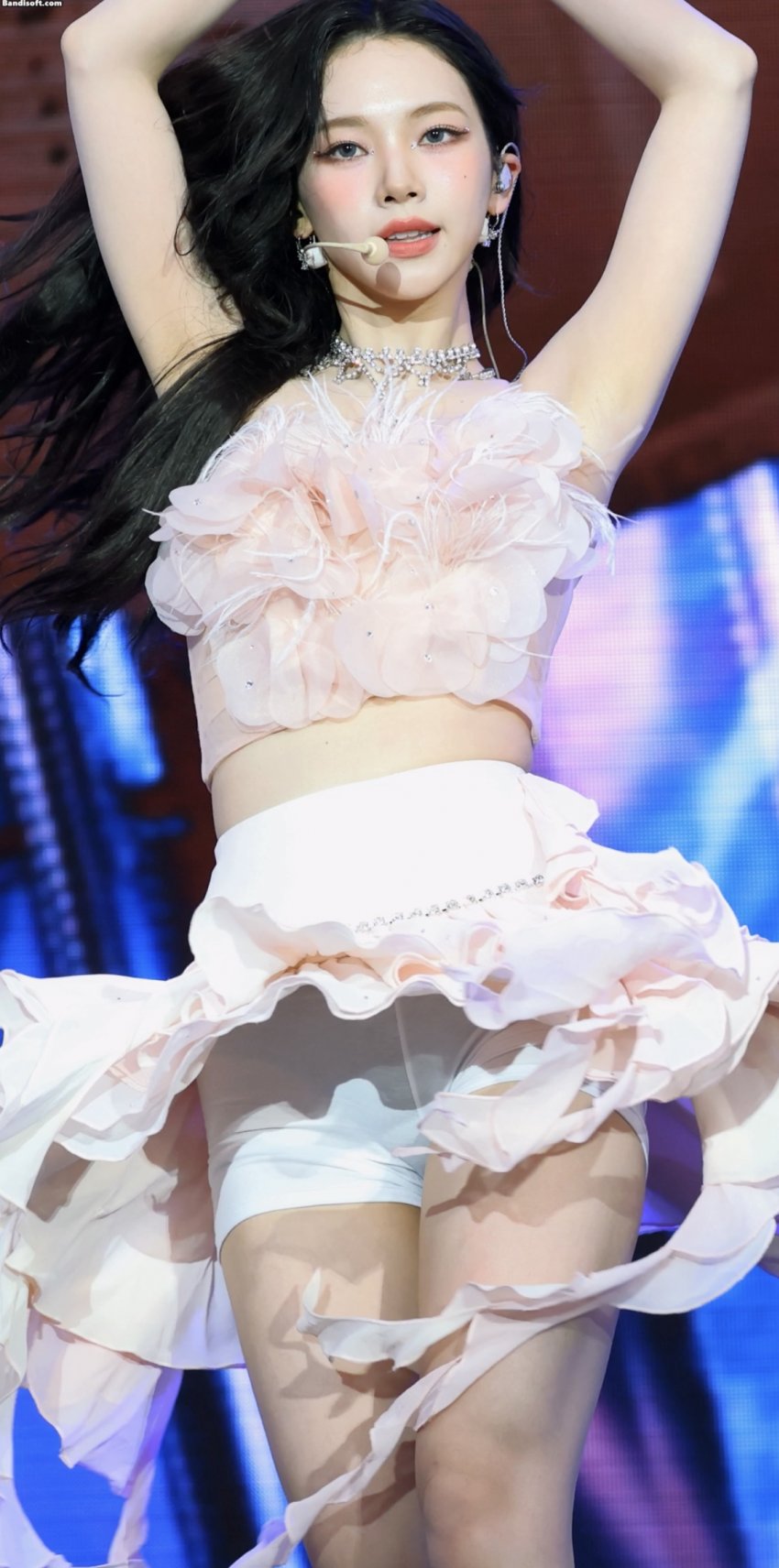 카리나 두장_117403_2.jpeg