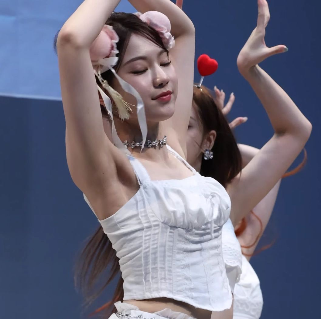 아이사_119621_5.webp