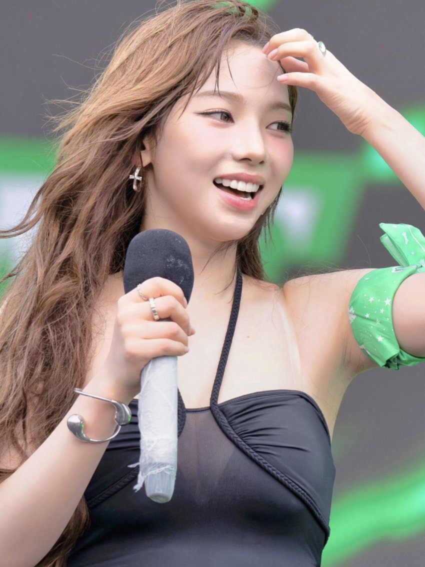 카리나_118299_1.jpeg