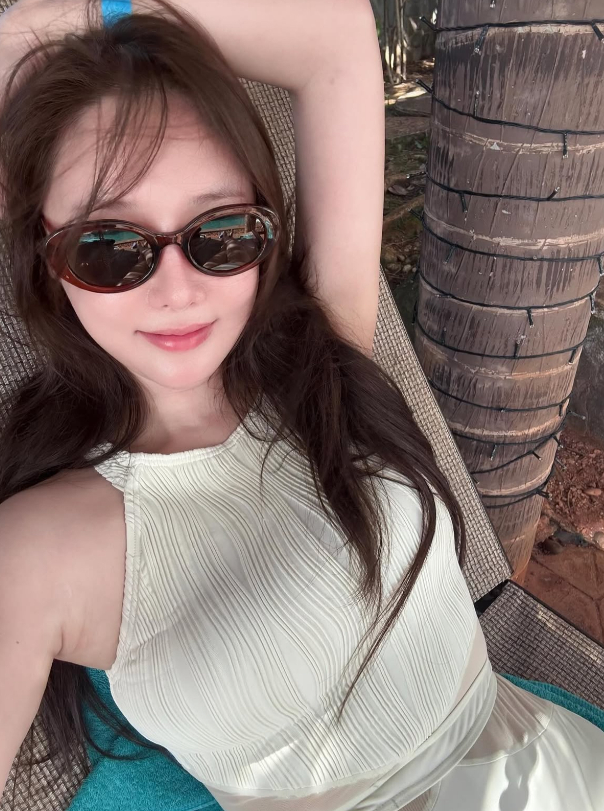 별미) 브브걸 민영 이모 노익장 과시 겨드랑이_118779_1.jpg