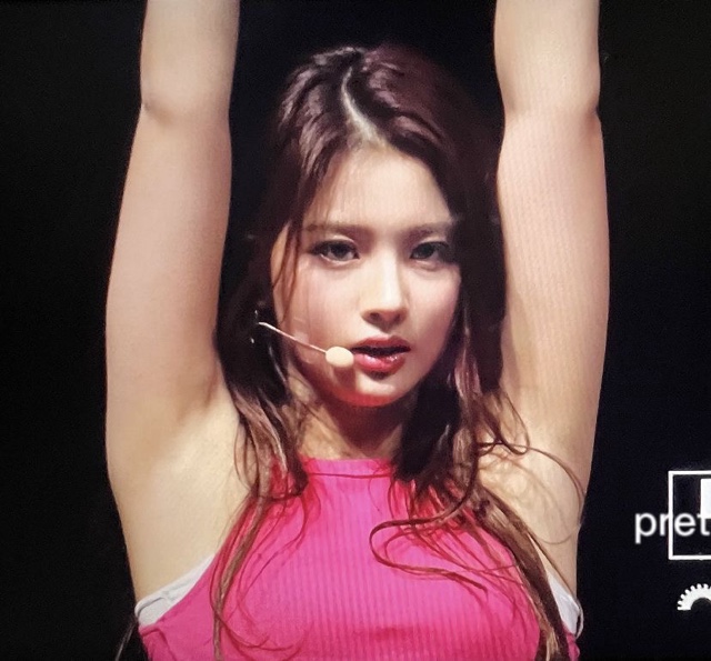 설윤_118780_10.jpg