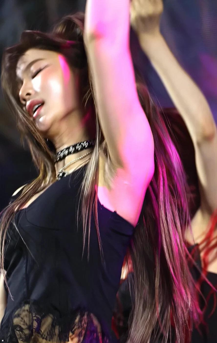 아이사 8장.webp_116574_2.webp