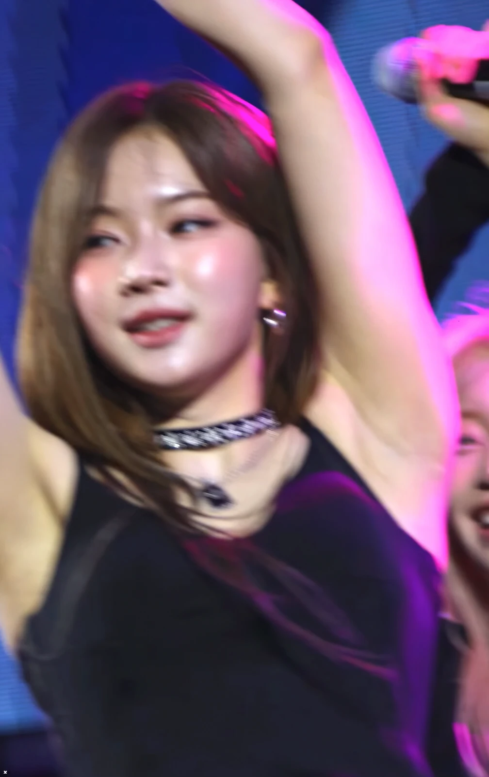 아이사 8장.webp_116574_4.webp