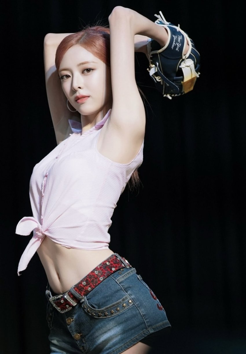 유나_117498_1.jpeg