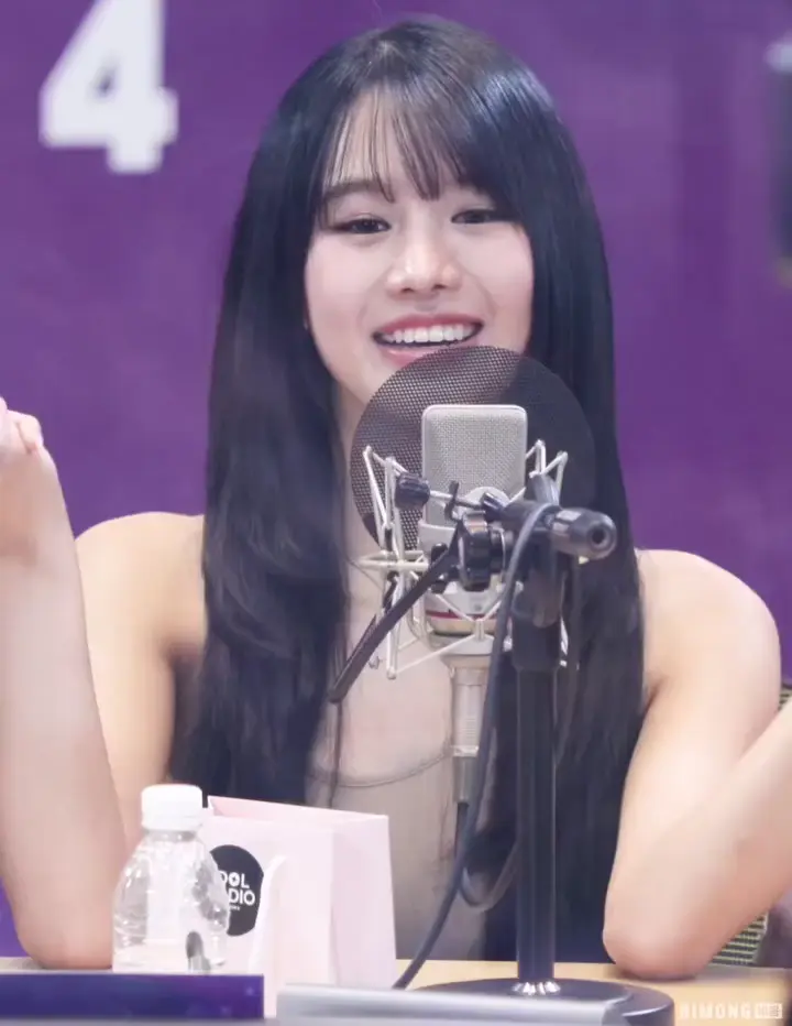 키스오브라이프 나띠 겨드랑이_117571_1.webp