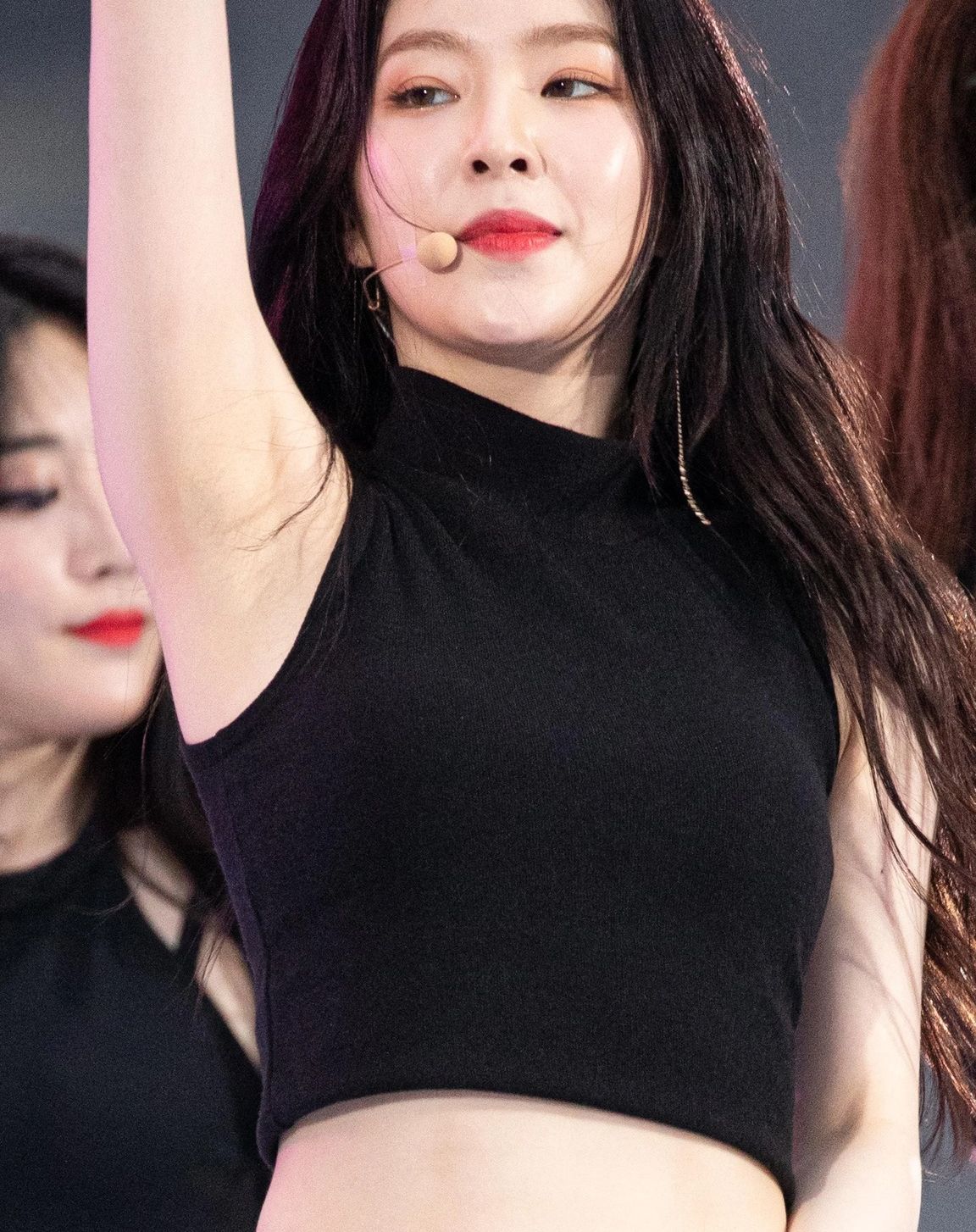 레드벨벳 아이린 확대 겨드랑이_111090_5.jpg