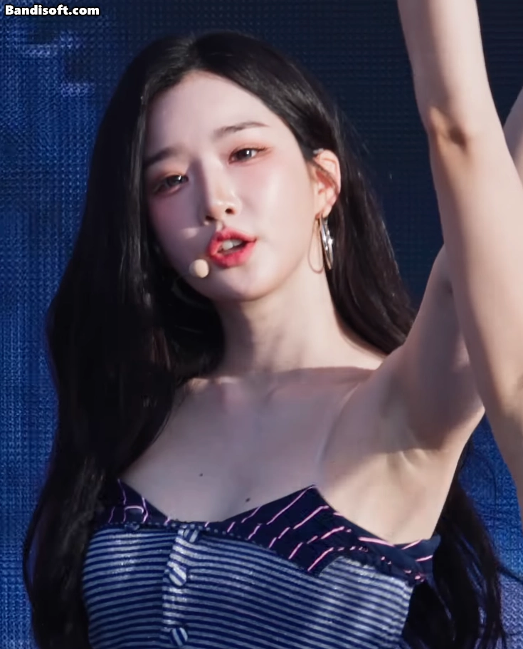 트리플에스 김유연 1장_120102_1.webp