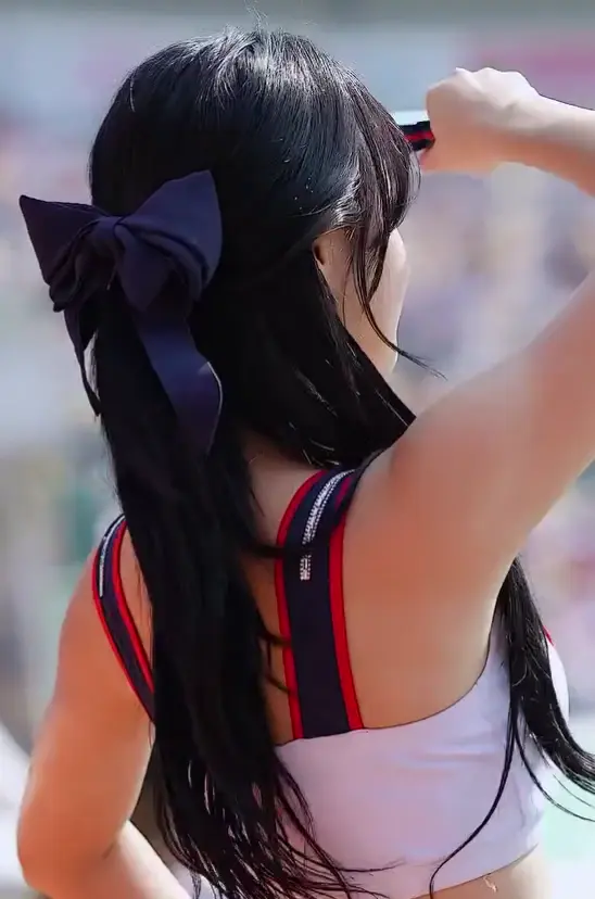 치어리더 최홍라 겨드랑이_117421_1.webp